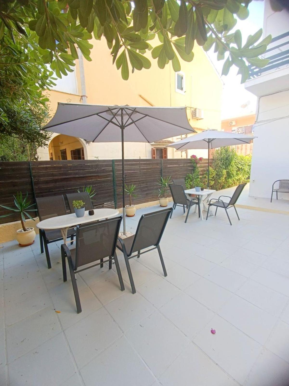 Chris Apartments Corfu Corfu  Εξωτερικό φωτογραφία